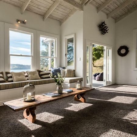 Circular Bay Villa Onetangi Luaran gambar